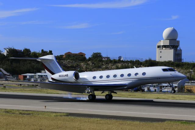 Gulfstream Aerospace Gulfstream G650 (N650NB) - N650NB landing at St Maarten