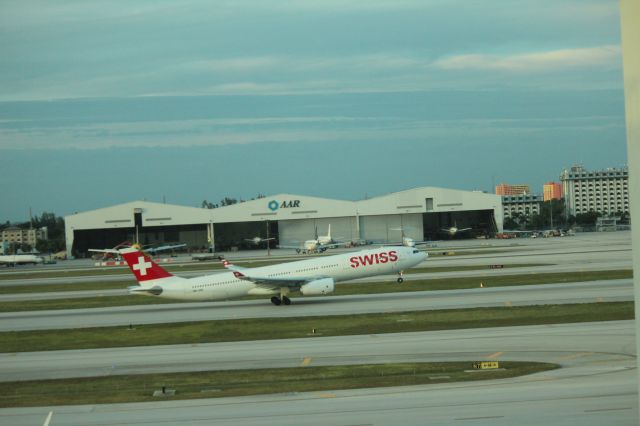 Airbus A330-300 (HB-JHN) - 111113 Swiss rotating on Rwy 8R