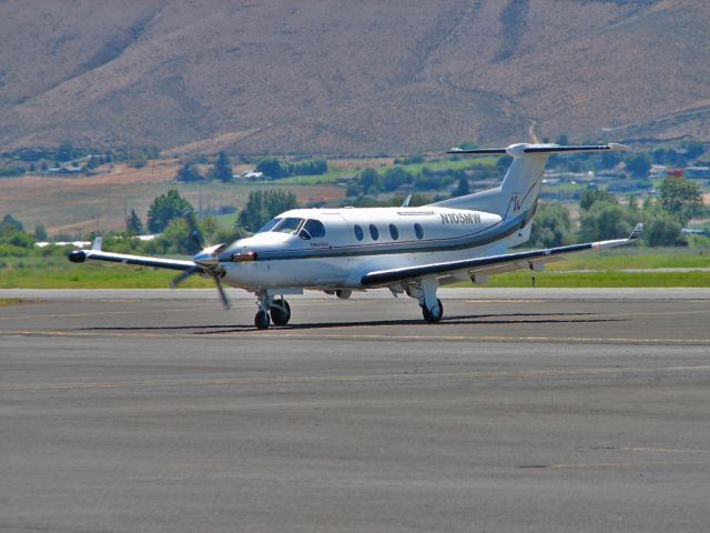 Pilatus PC-12 (N105MW)