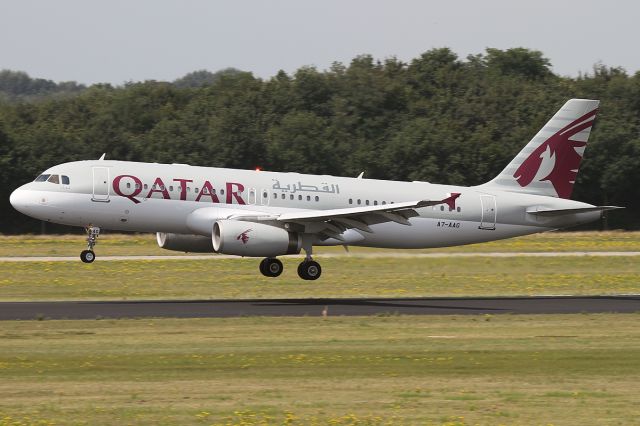 Airbus A320 (A7-AAG)
