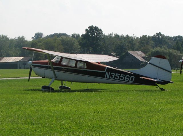 Beechcraft Baron (58) (N3556D) - At Sky Manor, NJ