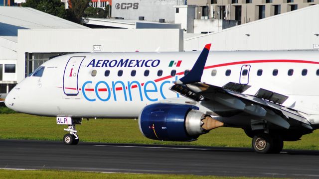 Embraer 170/175 (XA-ALP)