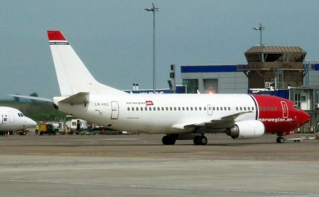 Boeing 737-700 (LN-KKG) - Norwegian Air Shuttle