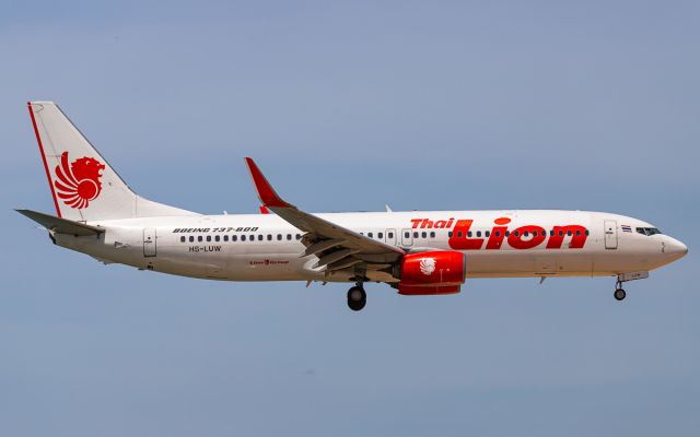 Boeing 737-800 (HS-LUW)