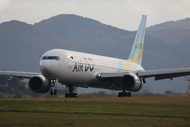 BOEING 767-300 (JA601A) - October 23rd 2019:HND-HKD.