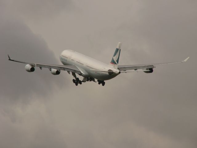 B-HXL — - Just outside Schiphol airport on a spottersplace