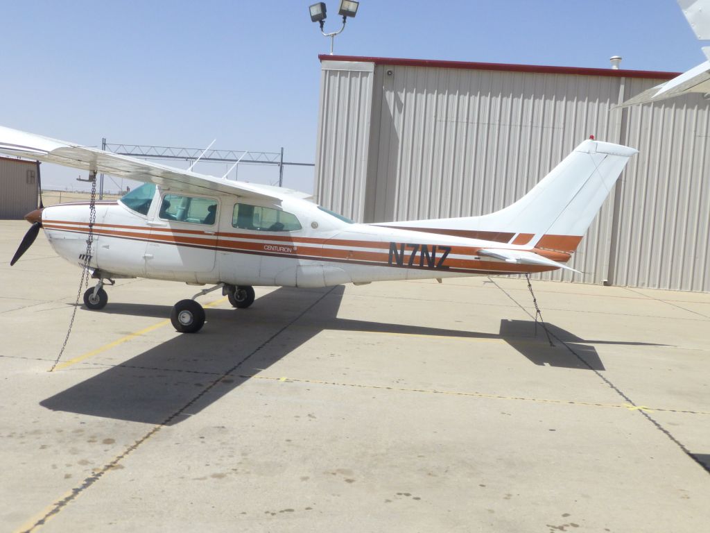 Cessna Centurion (N7NZ)