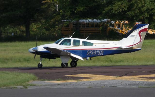 Beechcraft 55 Baron (N14DR) - On the departing runway is this Beechcraft Baron in the Summer of 2018.