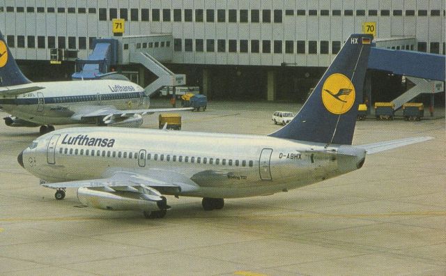 Boeing 737-200 (D-ABHX) - scanned from postcardbr /lufthansa