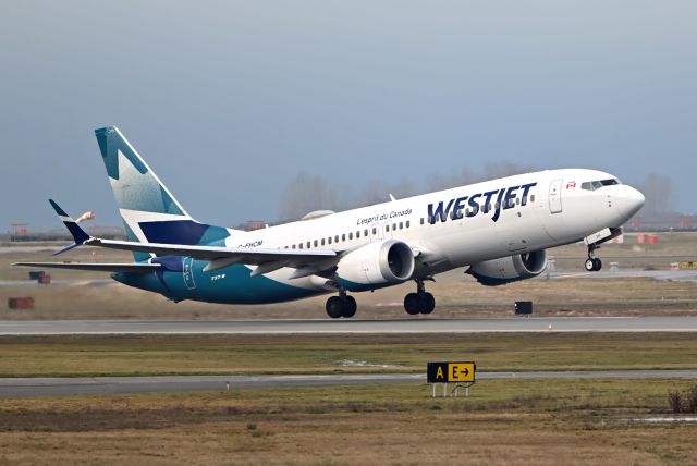Boeing 737 MAX 8 (C-FHCM)