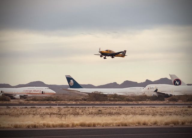 Cirrus SR-22 (N8146J) - Takeoff