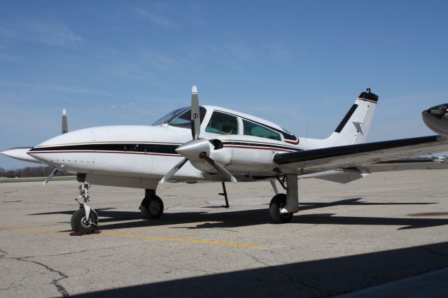 Cessna 310 (N312CS) - Cessna 310R