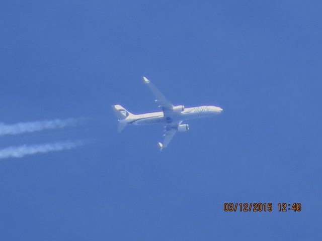 Boeing 737-800 (N528AS)