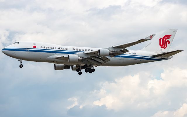 Boeing 747-400 (B-2409)