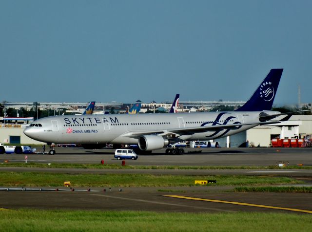 Airbus A330-300 (B-18311)