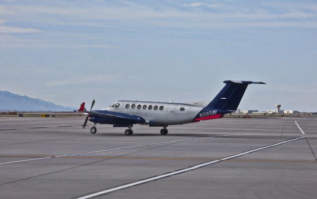 Beechcraft Super King Air 350 (N395AV)