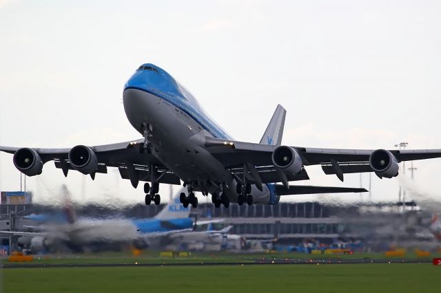 Boeing 747-400 (PH-BFM)