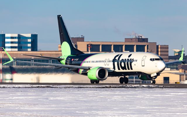 Boeing 737 MAX 8 (C-FLUT)