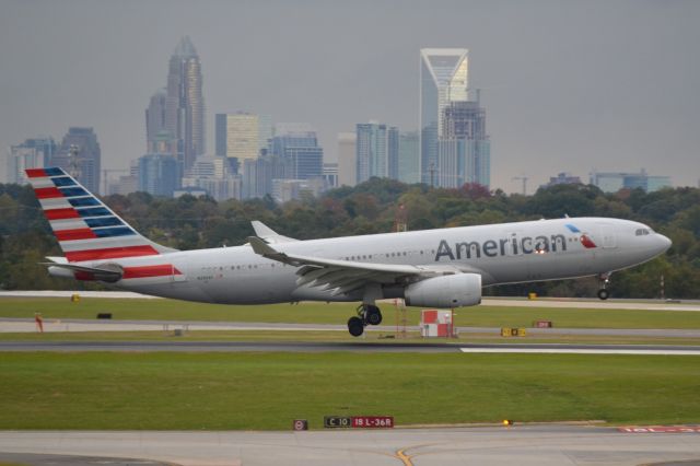 Airbus A330-200 (N280AY) - Arriving from Madrid at KCLT - 10/27/18