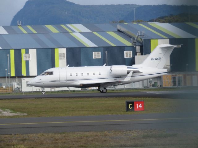 Canadair Challenger (VH-NSB)