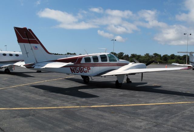 Beechcraft Baron (58) (N58GP)