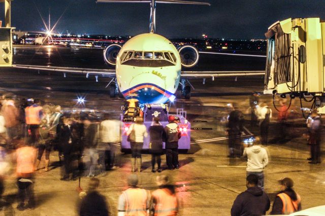 Boeing 717-200 (N717JL) - Citrus/Critter 1 prepares to depart ATL for the last time. Thanks for all the memories AirTran! Atlanta will never be the same without the big little a. 