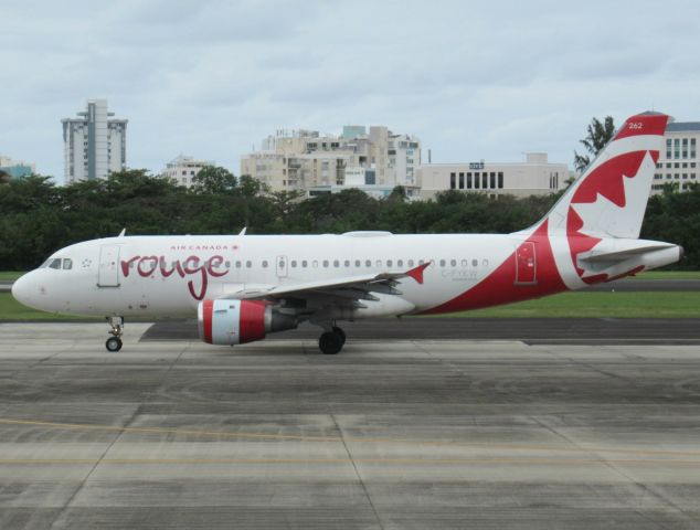 Airbus A319 (C-FYKW)