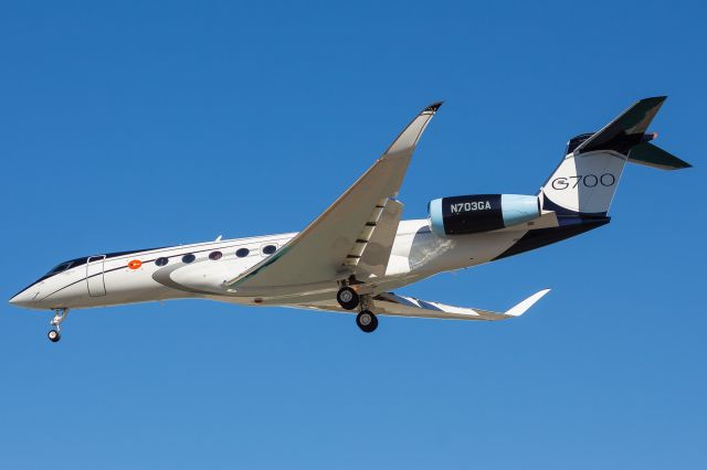 GULFSTREAM AEROSPACE G-8 Gulfstream G700 (N703GA)