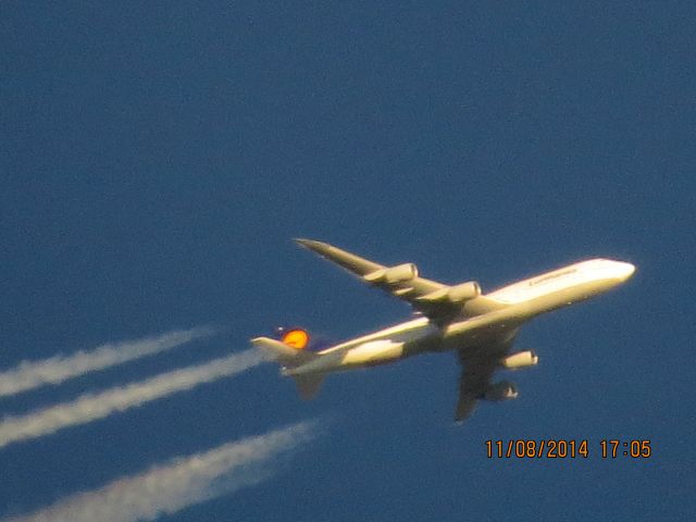 BOEING 747-8 (D-ABYL) - Lufthansa flight 498 from Frankfurt to Mexico City over Southeastern Kansas at 34,000 feet.