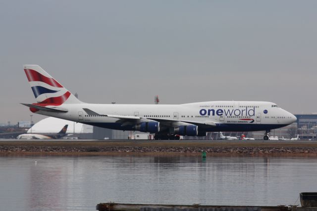 Boeing 747-400 (G-CIVI)