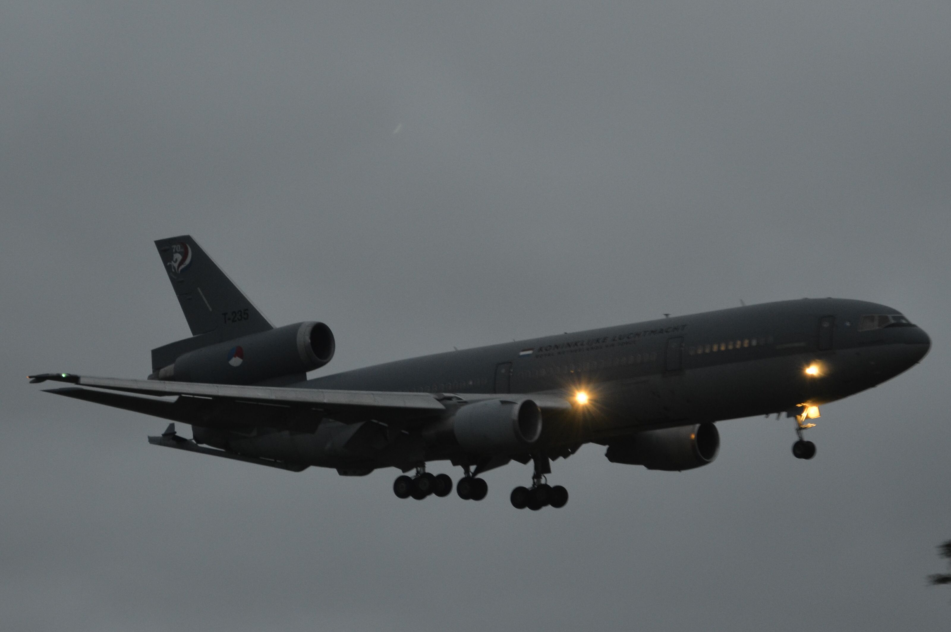 McDonnell Douglas DC-10 (T235)