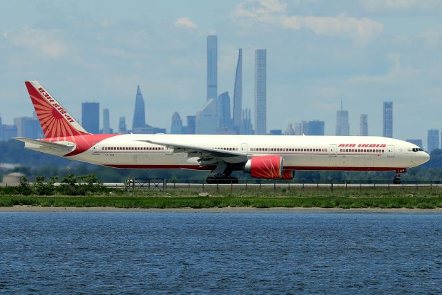 BOEING 777-300 (VT-ALM) - 'Air India 102' departing back to Delhi Indira Gandhi International Airport   (6/22)