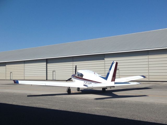 Piper PA-24 Comanche (C-FUYR)