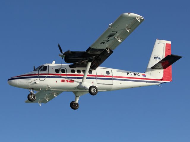 De Havilland Canada Twin Otter (PJ-WIU)