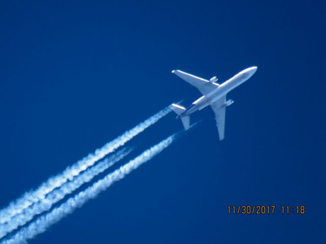 Boeing MD-11 (N621FE)