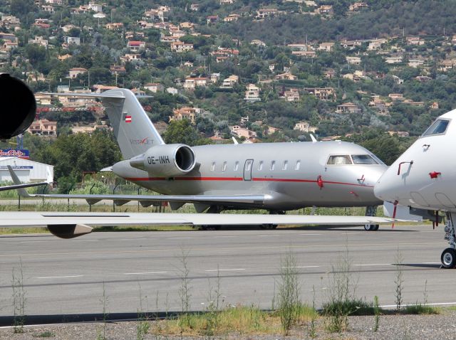 Canadair Challenger (OE-INH)