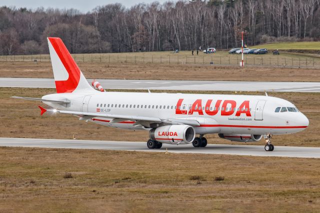 Airbus A320 (OE-LOP) - taxing to runway 22 for takeoff as LAUDAMOTION 4001 to Palma de Mallorca (PMI) at 11:30 hrs local time.