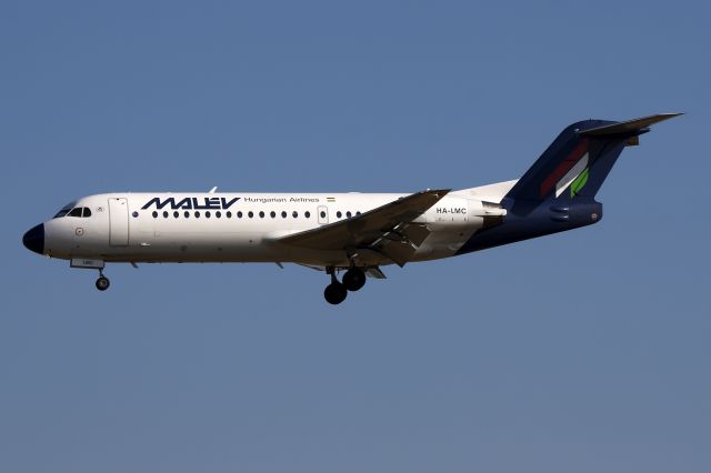 Fokker 70 (HA-LMC)