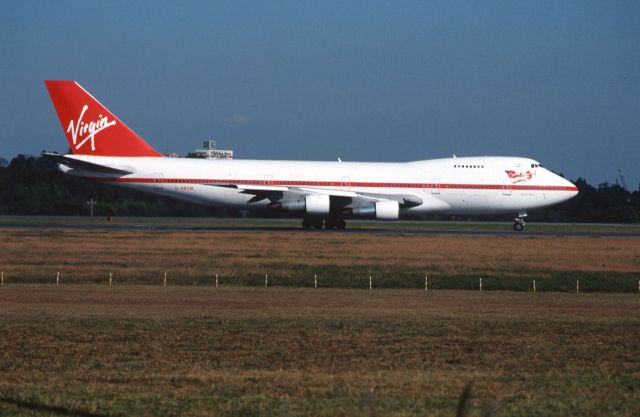 Boeing 747-200 (G-VRGN) - Departure at Narita Intl Airport Rwy16 on 1989/11/03