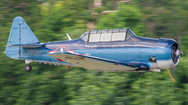 North American T-6 Texan (N3687F) - N3687F absolutely shredding the low pass over College Park Airport's runway 15 for a return flight to Potomac Airfield after being on display at the Maryland Aviation Festival