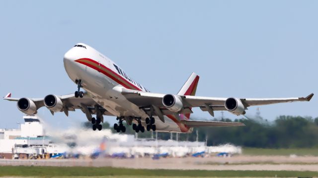 Boeing 747-400 (N774CK)