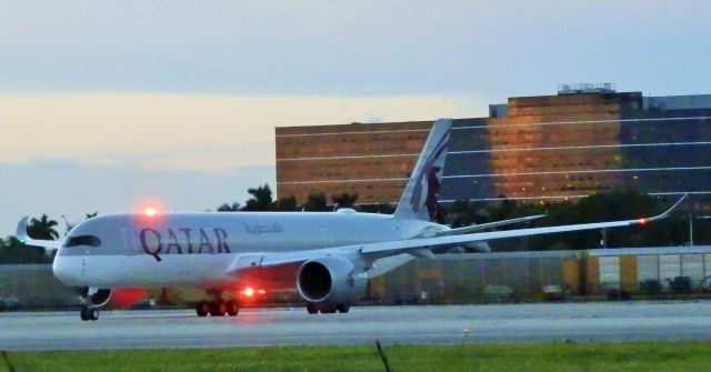 Airbus A350-900 (A7-ALO)