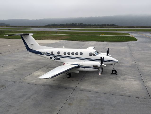 Beechcraft Super King Air 200 (N700NA) - 28 SEP 2015.