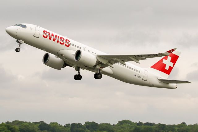 Airbus A220-300 (HB-JCM) - SWR391 returning to ZRH.