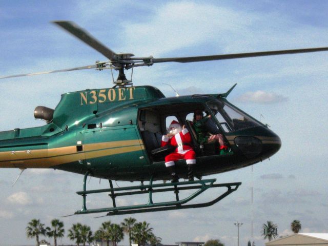 Eurocopter AS-350 AStar (N350ET) - Santa lands at Fullerton Airport