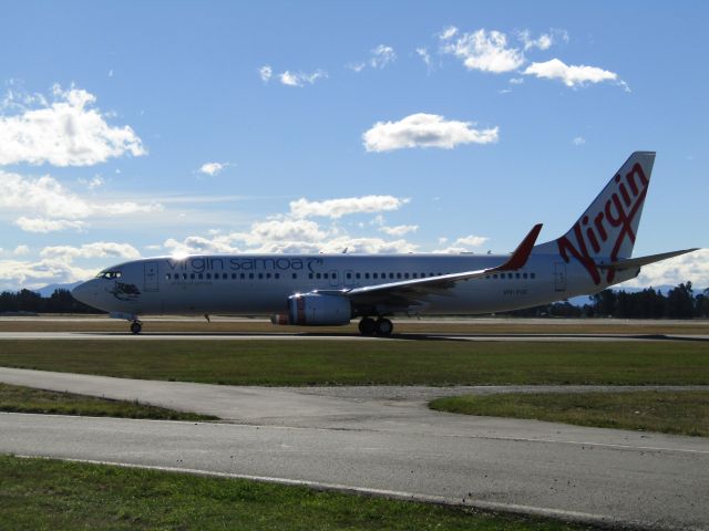 Boeing 737-800 (VH-YID)