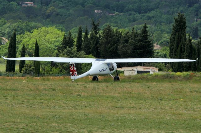 — — - 12 mai 2016 - Aérodrome de Fayence Tourettes REG : I-B946