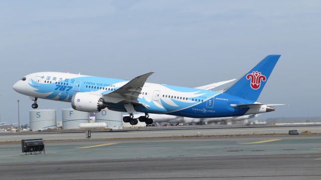 Boeing 787-8 (B-2727) - China Southern flt 658 taking off SFO for ZGGG