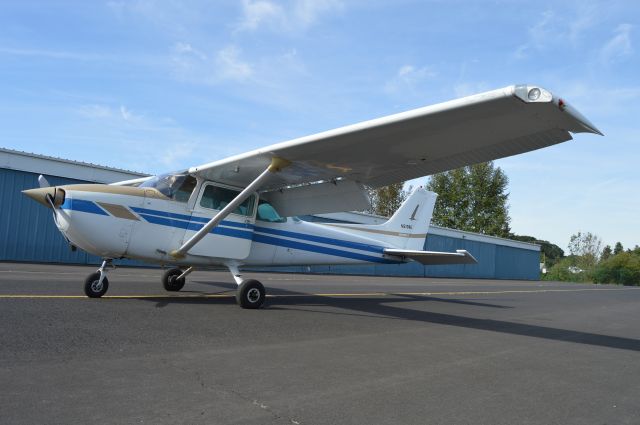 Cessna Skyhawk (N5174E) - Pulled out of the hangar and about to go flying!