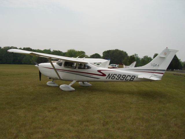 Cessna Skylane (N699CB)